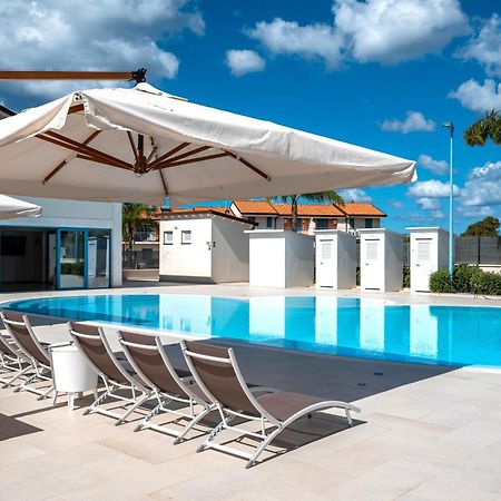 Icaro Residence Apartments With A Beautiful Pool SantʼAgata di Militello Extérieur photo