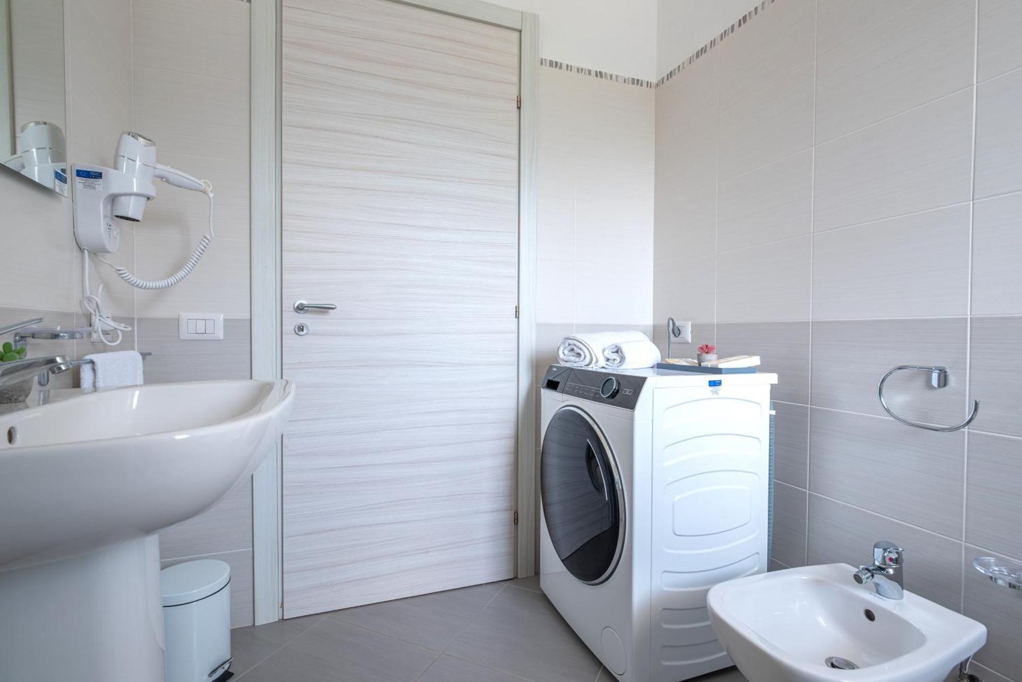 Icaro Residence Apartments With A Beautiful Pool SantʼAgata di Militello Extérieur photo