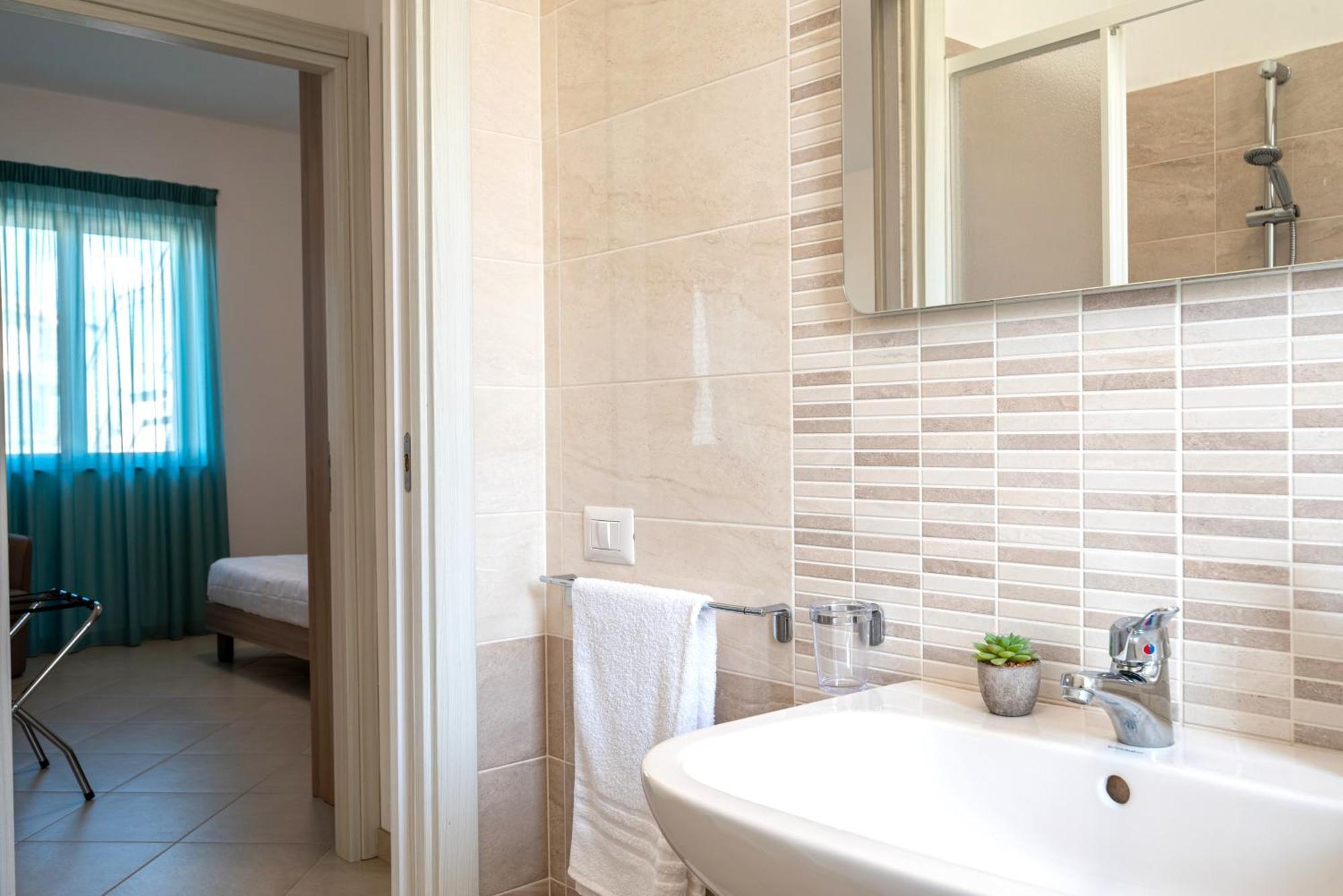 Icaro Residence Apartments With A Beautiful Pool SantʼAgata di Militello Extérieur photo